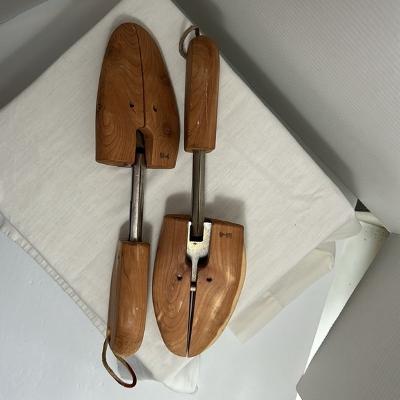 Shoe Keepers by Rochester Shoe Tree Co Vintage Wooden Cedar - Picture 4 of 6